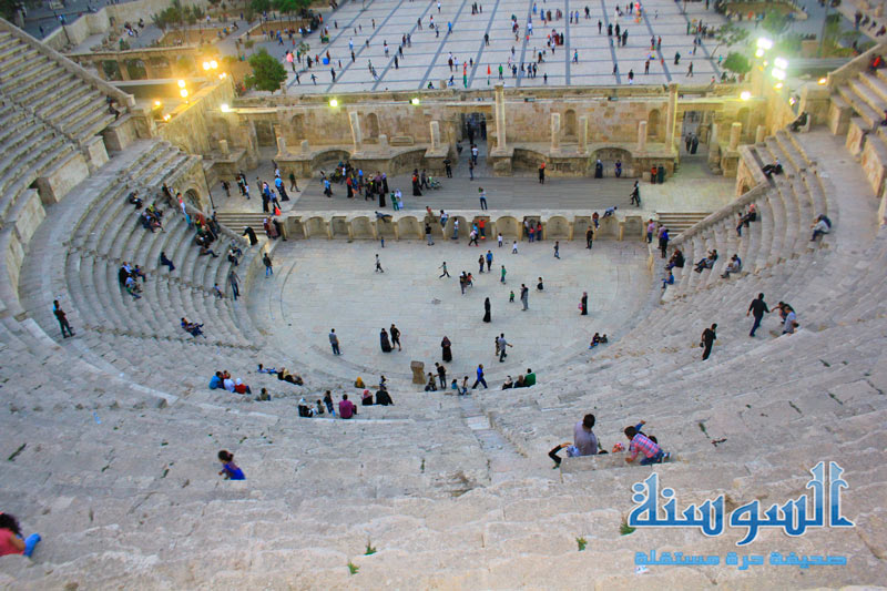 المدرج الروماني في لقطة من الاعلى