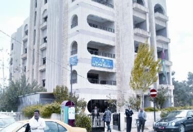 ديوان الخدمة المدنية يوقف استقبال طلبات التوظيف منتصف الشهر الحالي