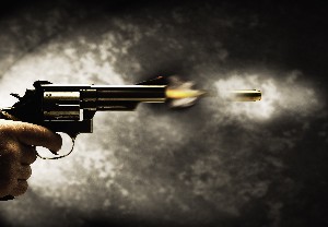 4 آلاف مواطن يشاركون بتشييع جثمان القتيل أسامة القرعان في طيبة اربد