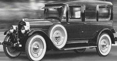 لينكولن كونتنال ..  سيارة من الزمن الجميل