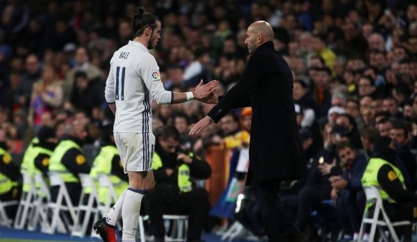 زيدان يرفض الأعذار ويكشف سلوك بيل في غرفة الملابس