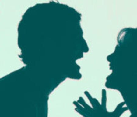 زوج يعاقب زوجته بحبسها منعزلة على فعلة ارتكباها معا 