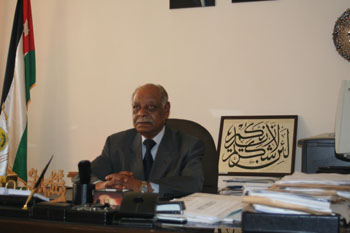 رئيس جامعة أربد الأهلية في ذمة الله