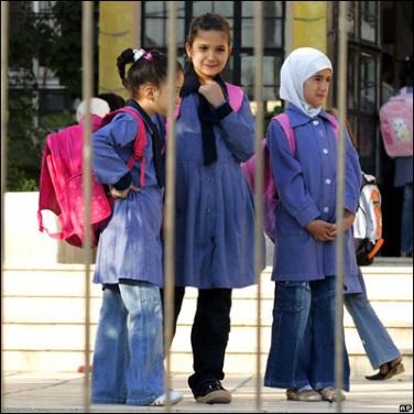 تشكيل لجنة للتطوير التربوي في بني كنانة  