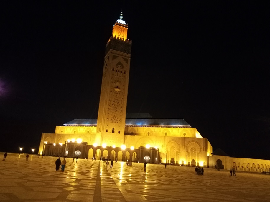 مسجد الحسن الثاني  ..  الاكبر في افريقيا