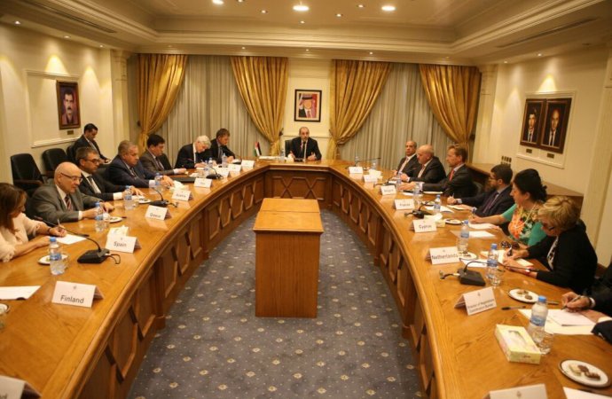 الصفدي: هكذا يتم تطويق أزمة الأقصى