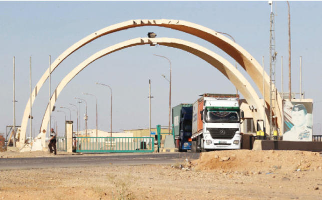مباحثات عسكرية اردنية عراقية لاعادة فتح معبر طريبيل للتجارة 