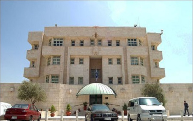 منع صحفيين اسرائيليين من دخول سفارة الإحتلال في عمان  