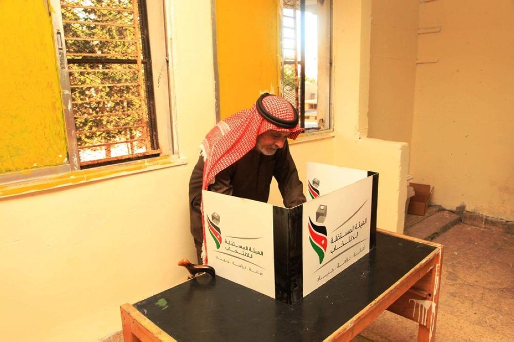 تعرف على أبرز المخالفات التي رصدتها نقابة المحامين في الإقتراع