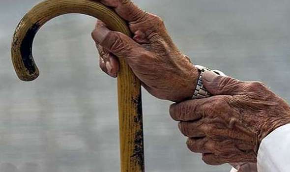 مواطن أدلى بصوته لابنه المرشح ثم فارق الحياة