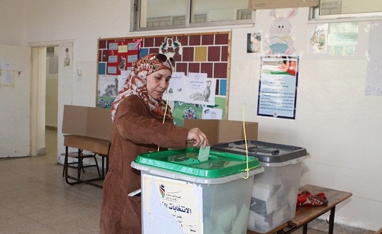 52% نسبة الإتراع في بلدية مؤتة لغاية الساعة لسادسة 