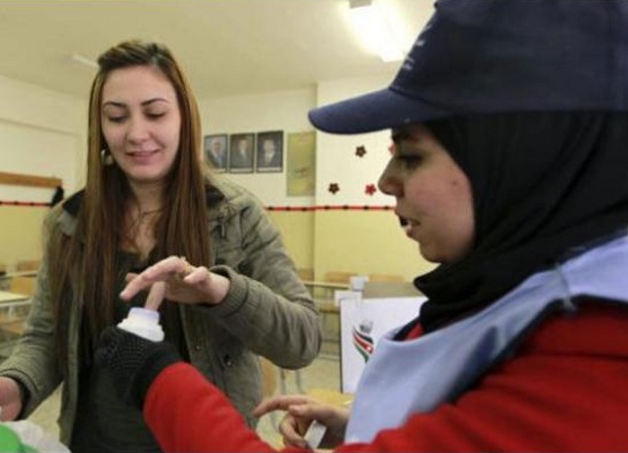 15بالمئة نسبة الناخبين في الزرقاء وبدء عملية الفرز