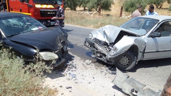10 اصابات في حادث تصادم بالرويشد