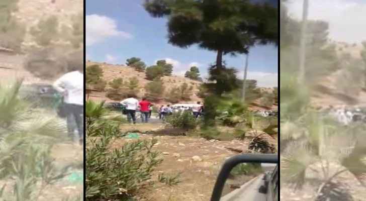 أشخاص يتهجمون على رجال أمن على طريق إربد عمان