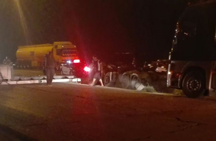 وفاة شخص بتدهور شاحنة على  الصحراوي