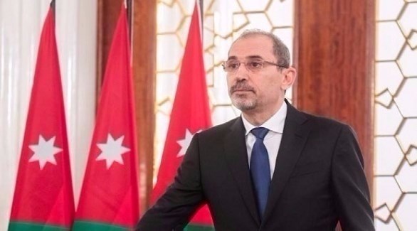 الصفدي يُعمم على البعثات بالاهتمام بقضايا المغتربين في العيد