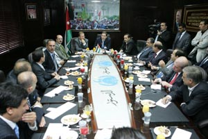 الرفاعي : الحكومة تقف على مسافة واحدة من جميع المرشحين