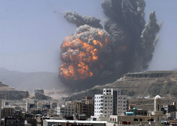 التحالف العربي يشن سلسلة غارات على مواقع للحوثيين في صنعاء