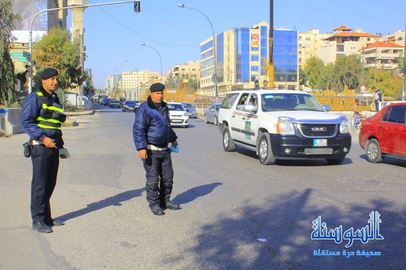 جهد موصول لرجال السير اثناء العمل بنفق الصحافة