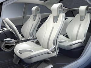 "هيونداي" تخطط لطرح i40