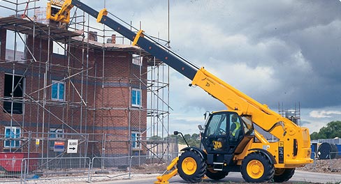 وفاة مهندس اثر سقوطه من على رافعة في معان 