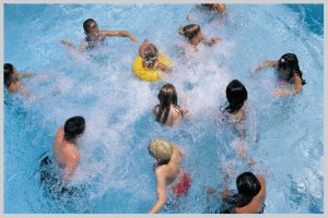 حمّامات السباحة العامة بؤر أمراض 