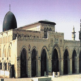 الملك يوعز لوزارة الاوقاف بفرش المسجد الاقصى