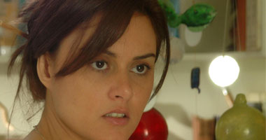 رشا مهدى تقع فى حب "ابن يسرا" فى "بالشمع الأحمر"