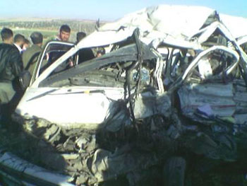 5 وفيات و28 إصابة بينهم وزير عراقي بحادث سير على طريق البحر الميت
