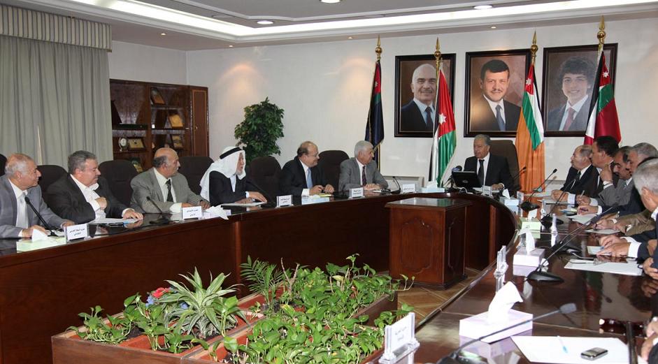 وزير الداخلية لـ " أمناء أحزاب " : الوطن هو الذي سيخسر  من " المقاطعة "