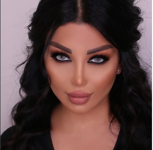  رولا يموت تقرر إنشاء نادي للعبودية الجنسية !! ..  شاهد 