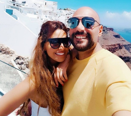 صدمة في الوسط الفني ..  طلاق فنانة أردنية في شهر العسل !