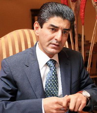 وزير البلديات يوافق على استئجار مجمع السوق الشعبي من قبل المشروع الخيري الذي اطلقه الحمود