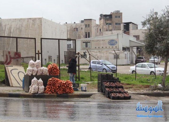 بائع خضار في منطقة القويسمة