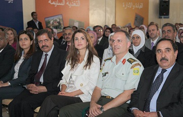 الملكة رانيا تكرم المدارس الفائزة ببرنامج الاعتماد الوطني للمدارس الصحية 