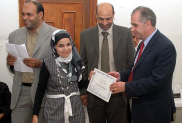 حفل توزيع جوائز المسابقة الإبداعية للشباب في الزرقاء 