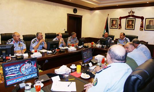المجالي والطوالبة يناقشان خطة قوات الدرك يوم الاقتراع