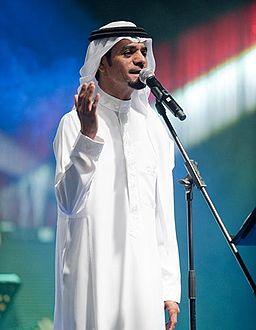 رابح صقر يتساءل : ليه نغني خارج السعودية ؟