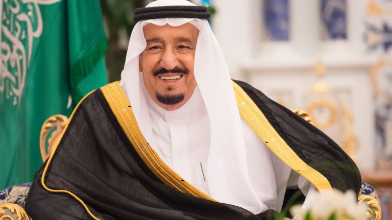 وثيقة تكشف عن راتب الملك سلمان وأمراء سعوديين قبل 80 عاما