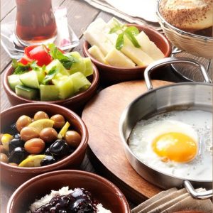 إذا أردت أن تشعر بالسعادة  ..  فتناول هذا الفطور !