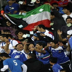 الكويت تهزم السعودية 1-صفر وتحرز كأس الخليج للمرة العاشرة