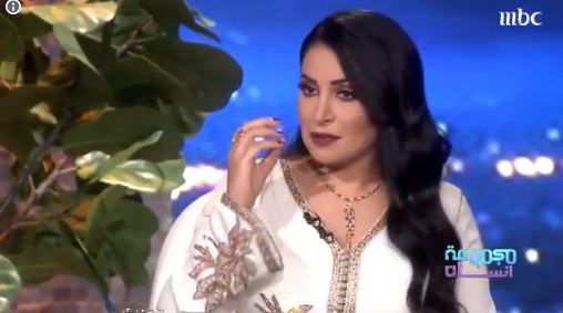 زوجة سيف الاسلام القذافي نجاح المساعيد - كارداشيان تحتفل بابنها الرابع من امرأة أخرى - ألمح سيف الإسلام القذافي إلى إمكانية عودته إلى الحياة السياسية، وذلك في أول مقابلة مصورة منذ اعتقاله قبل 10 أعوام، ظهرت فيها ملامحه متغيرة بشكل كبير.