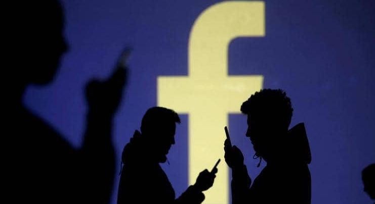 فيسبوك تحذف حسابات تحظى بملايين المتابعين لهذا السبب