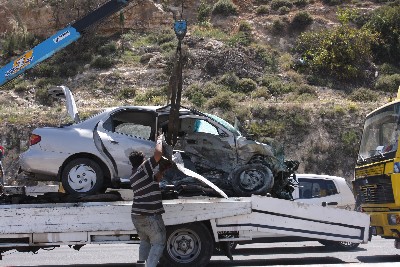 وفاة و 3 اصابات بحادث سير على طريق وادي عربة 