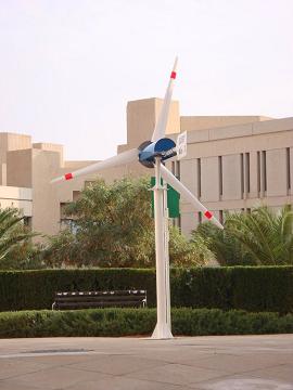 جامعة العلوم والتكنولوجيا توثق إبداعات طلبتها