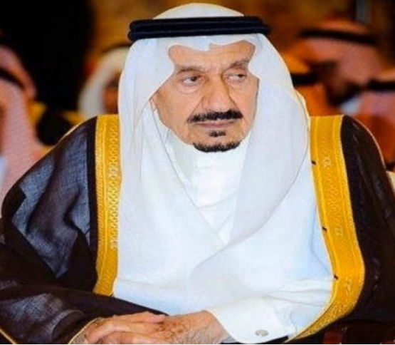 السعودية: الصلاة على الأمير متعب بن عبد العزيز في الرياض‎‎