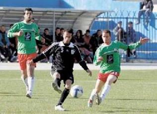 الوحدات يعزز صدارته لدوري المناصير الاردني