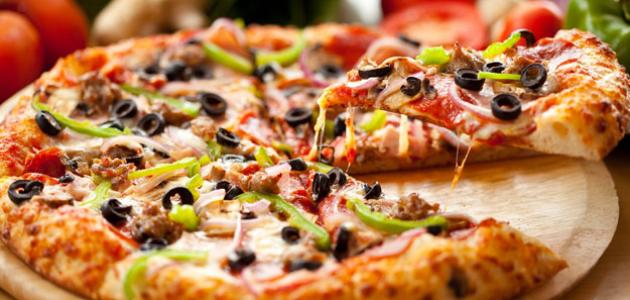 طريقة سهلة لإعداد البيتزا الإيطالية