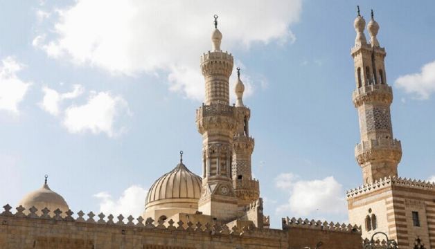 الأزهر يستنكر إساءة لبنانيين لأم المؤمنين عائشة 