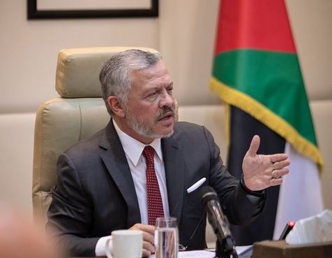 الملك: تسهيل إجراءات الاستثمار في العقبة